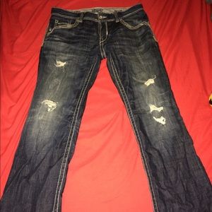 BUCKLE BLACK DESTRUCTED JEANS!  SIZE 32x32!
